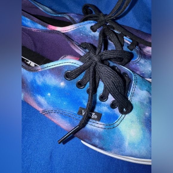 VANS Galaxy Women’s Canvas Sneakers size 9 - Picture 2 of 5